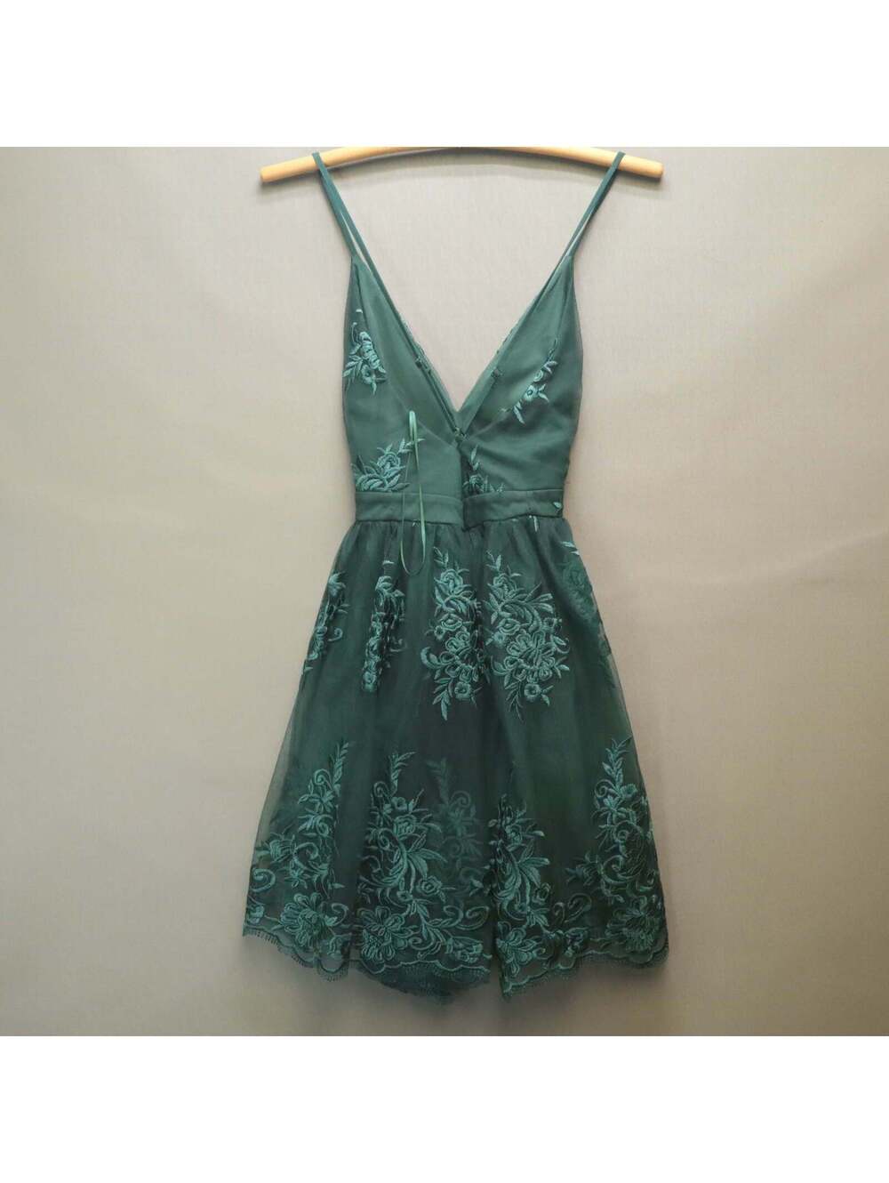 NWT Audrey Parks Francesca's Emerald Green Floral Embroidered Mini Dress Small
